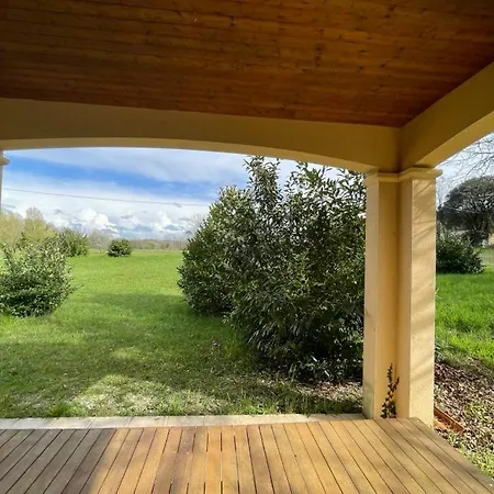 Дом отдыха Maison De Chez Clara & Anna *