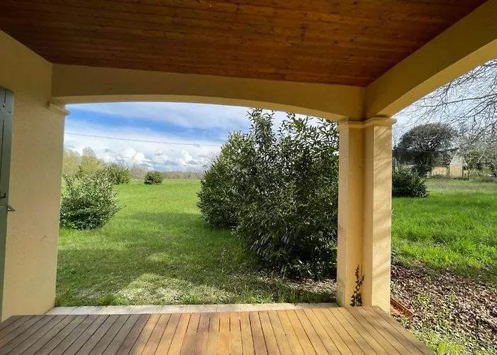 Дом отдыха Maison De Chez Clara & Anna *