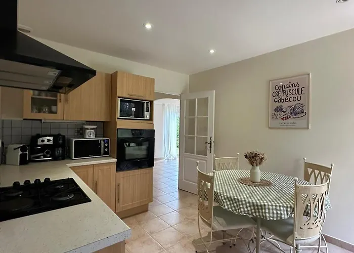 Maison De Chez Clara & Anna